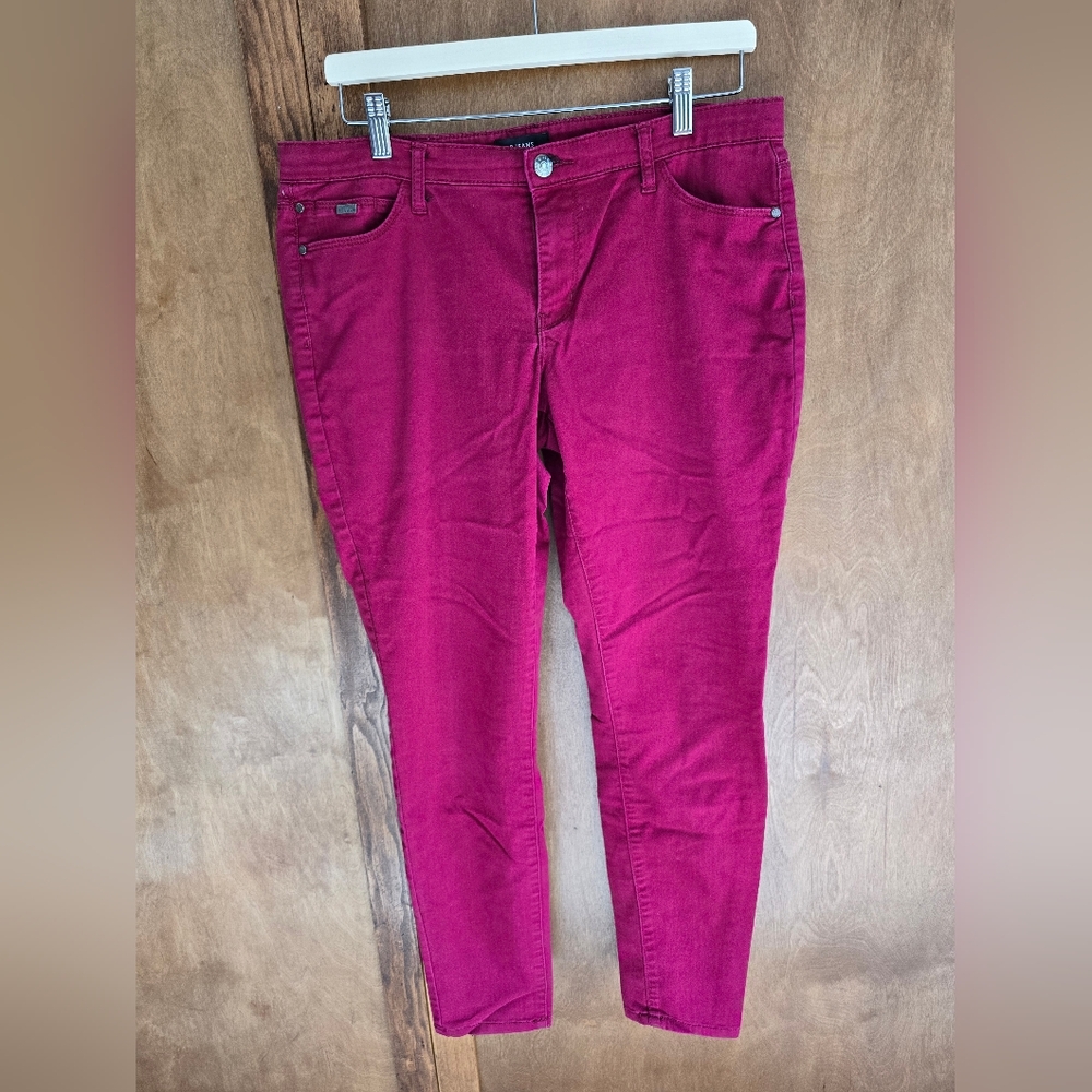 Reitmans Women's Skinny Jeans in Vibrant Pink